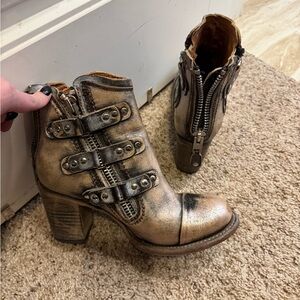 Beckett freebird booties